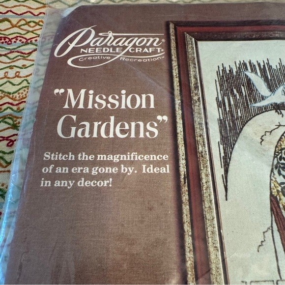 Paragon Mission Gardens Creative Crewel Stitchery Kit New in Bag 14"x24" - Picture 8 of 8